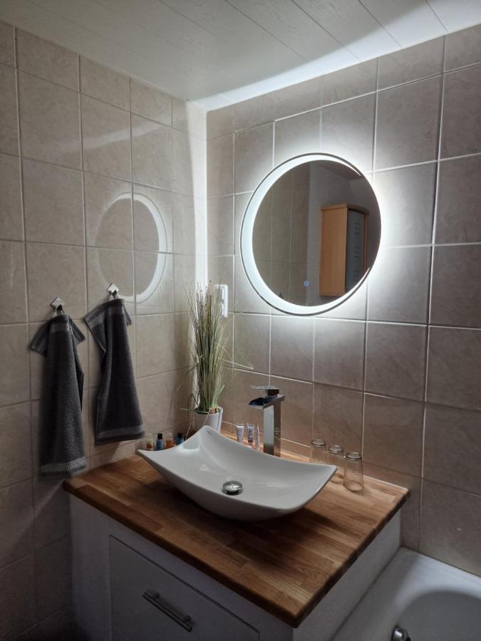 Ferienwohnung Haus Sonnenblick Burkhardtsdorf Luaran gambar