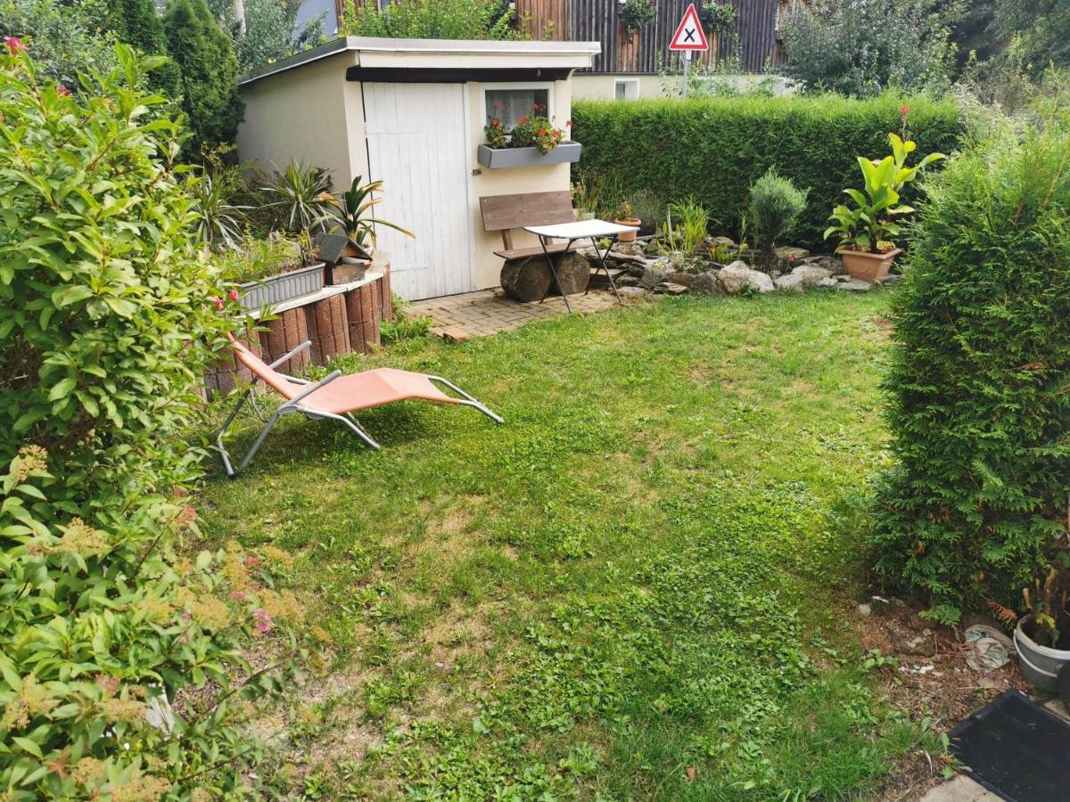 Ferienwohnung Haus Sonnenblick Burkhardtsdorf Luaran gambar